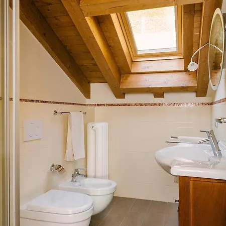 Monti Apartment Varenna
