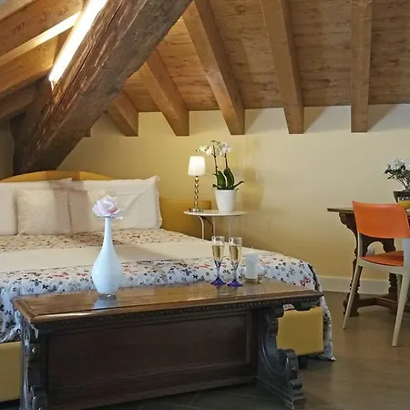 Monti Apartament Varenna